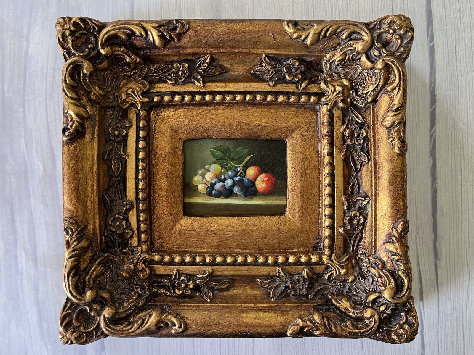 *READ* Fruit Oil Painting Still Life in Heavy Ornate Gold Gilt Frame 10 x 9